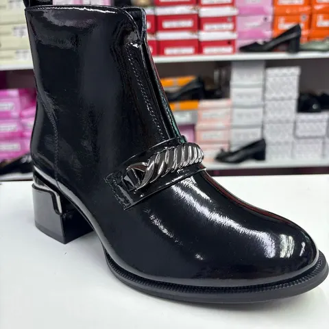 Ghete Dama negre lacuite, toc gros, lant 03J