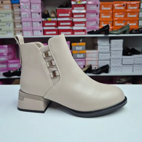 Ghete Dama 250 6670 Bej, toc gros, confort zilnic